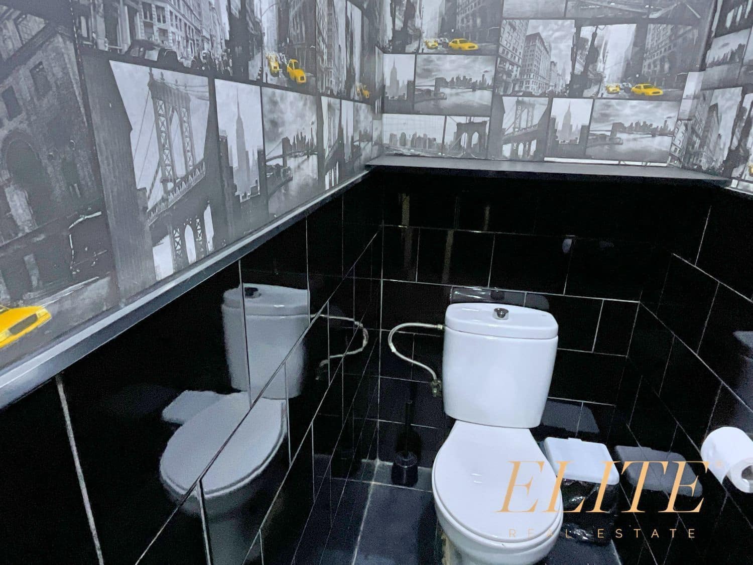 Commercial for sale in Playa del Ingles - € 350,000 (Ref: 9586835)