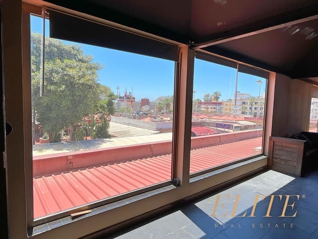 Kommersiell till salu i Playa del Inglés, San Bartolomé de Tirajana - 350 000 € (Ref: 9586835)