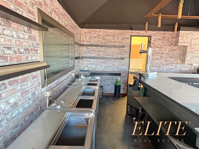 Kommersiell till salu i Playa del Inglés, San Bartolomé de Tirajana - 350 000 € (Ref: 9586835)