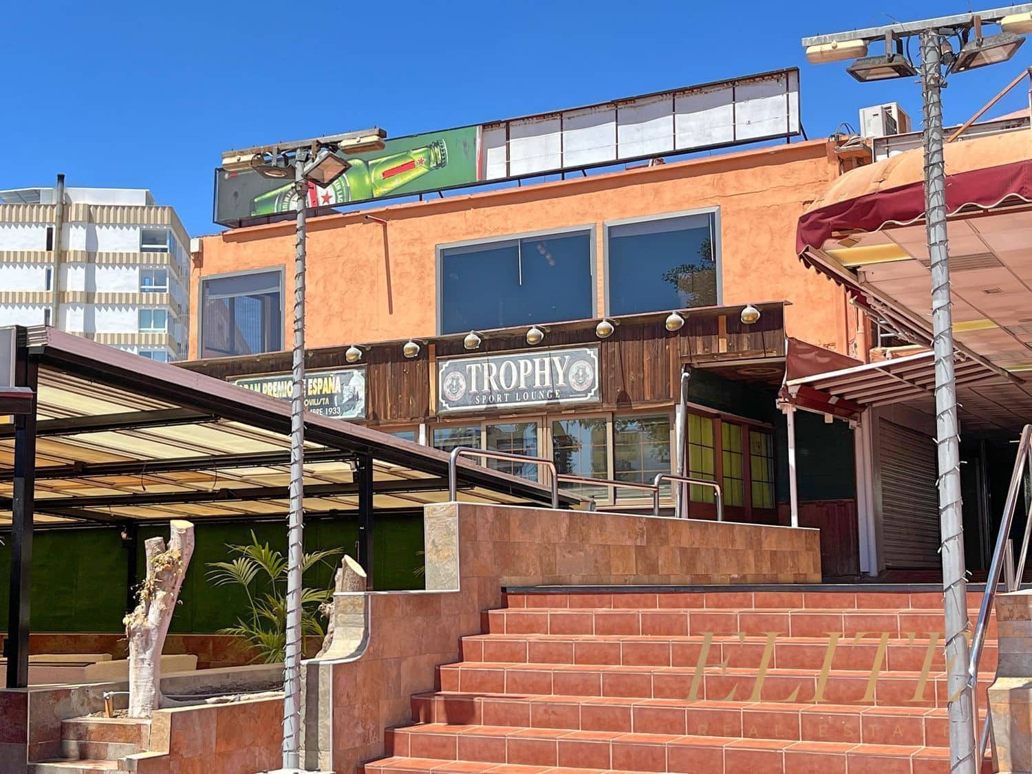 Commercial for sale in Playa del Ingles - € 350,000 (Ref: 9586835)