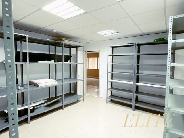 Commercial for rent in Sonneland, San Bartolomé de Tirajana - € 1,900 (Ref: 9586836)