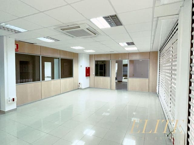 Commercial for rent in Sonneland, San Bartolomé de Tirajana - € 1,900 (Ref: 9586836)