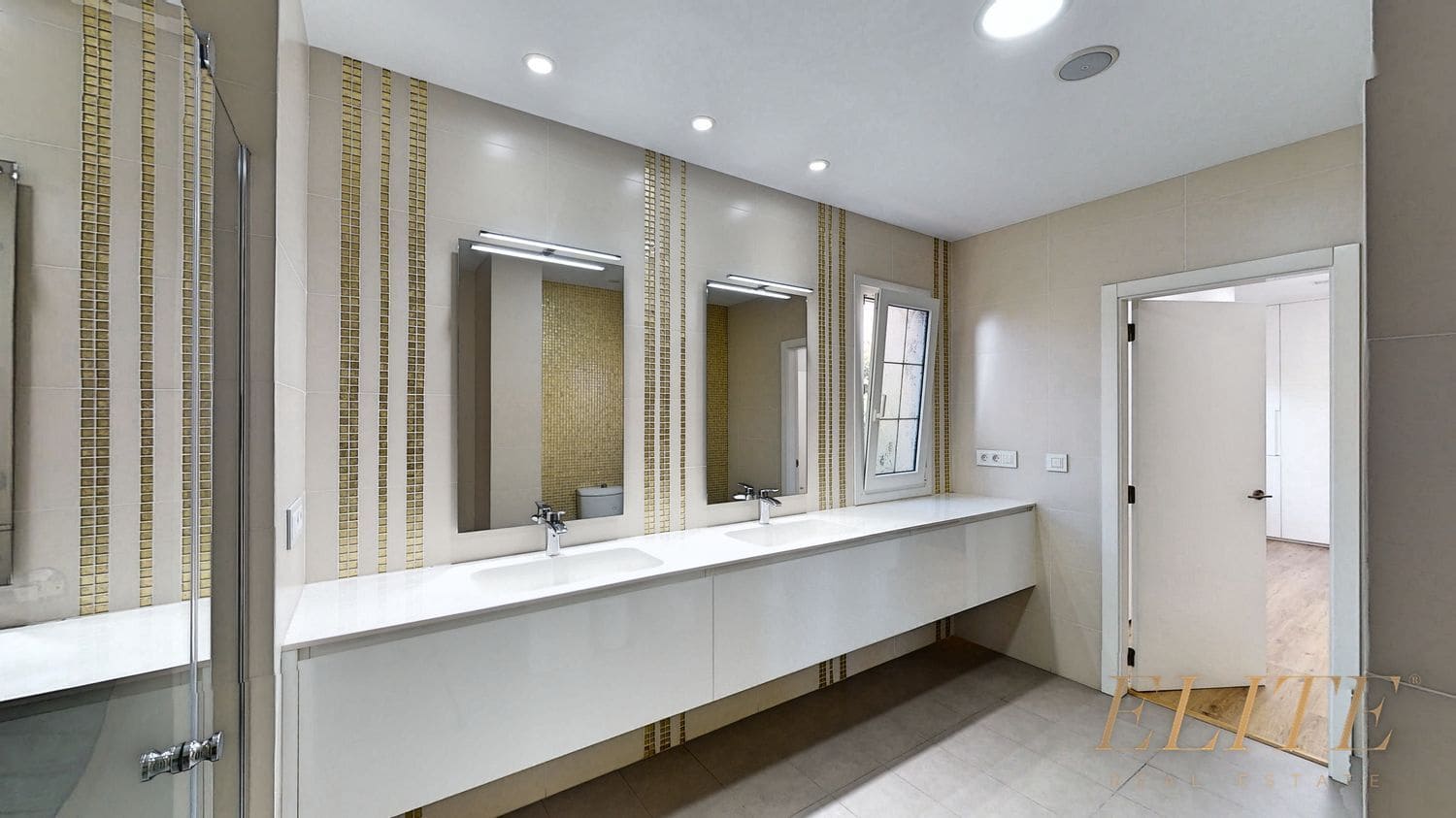 3 bedroom Villa for sale in Sonneland with pool garage - € 1,800,000 (Ref: 9586837)