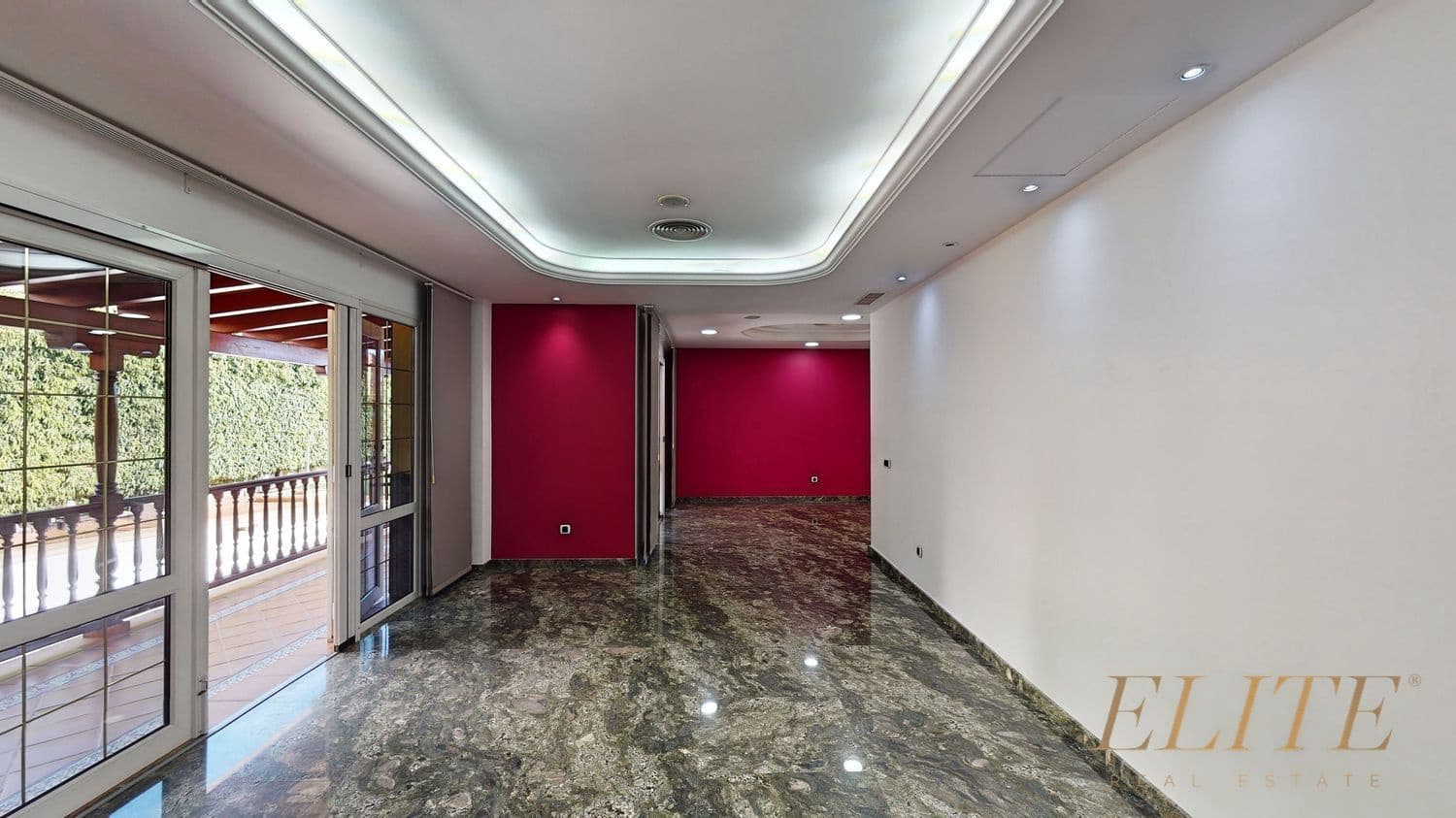 3 bedroom Villa for sale in Sonneland with pool garage - € 1,800,000 (Ref: 9586837)