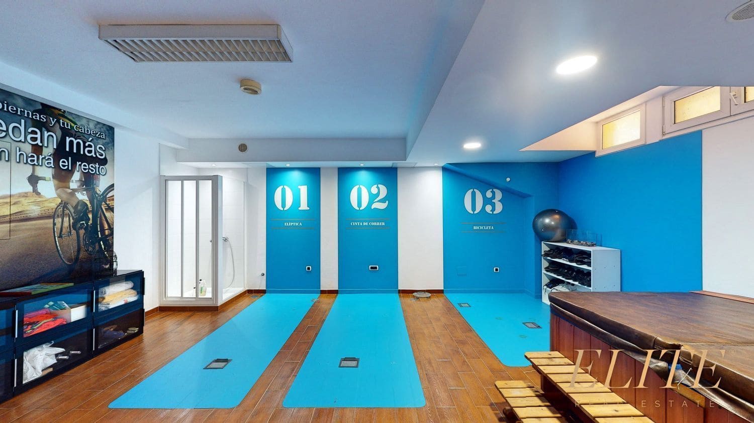 3 bedroom Villa for sale in Sonneland with pool garage - € 1,800,000 (Ref: 9586837)