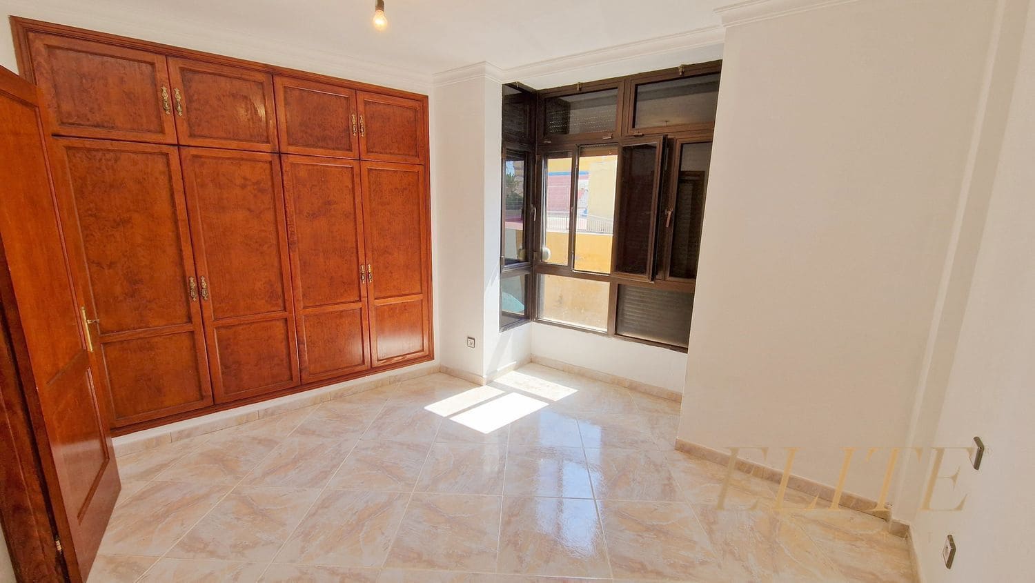 3 soverom Hus til salgs i Telde med garasje - € 220 000 (Ref: 9586839)