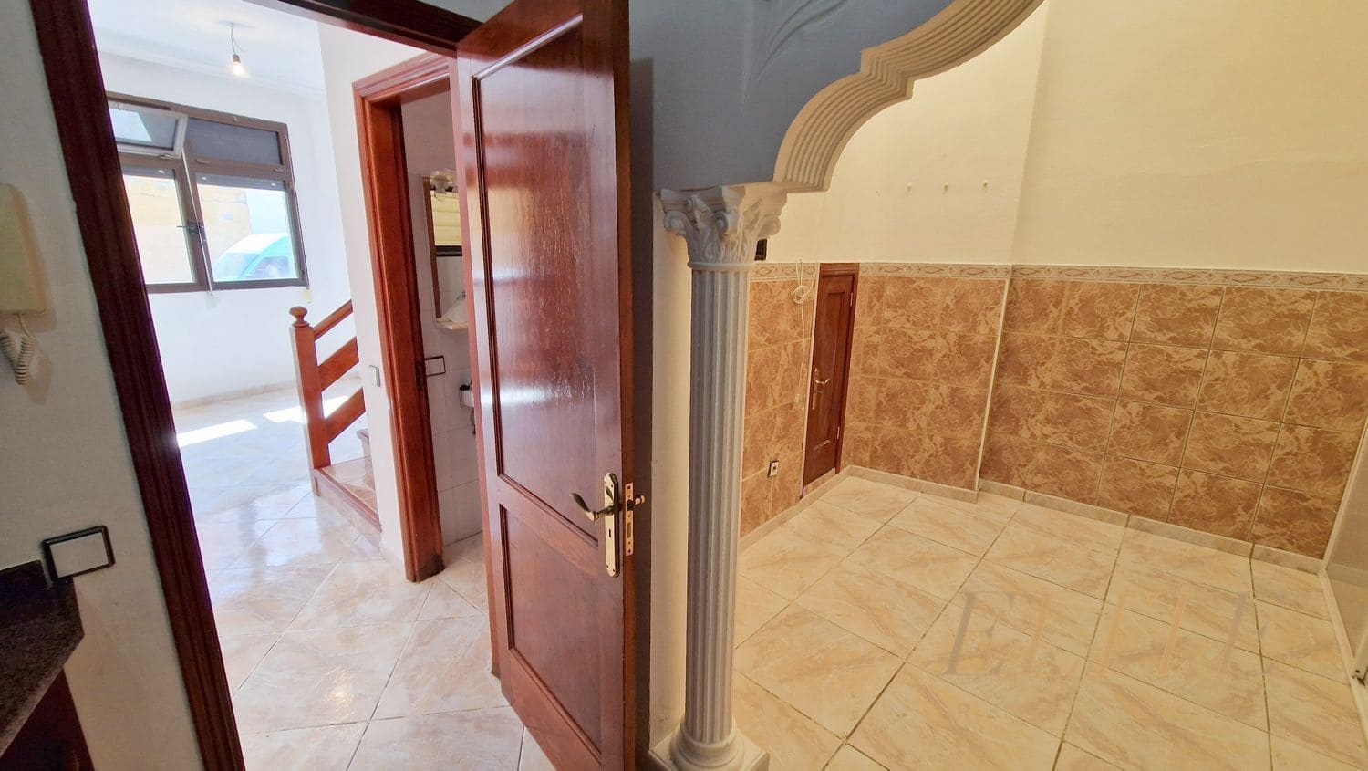 3 soverom Hus til salgs i Telde med garasje - € 220 000 (Ref: 9586839)