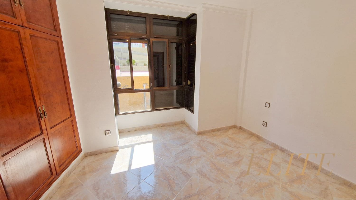 3 soverom Hus til salgs i Telde med garasje - € 220 000 (Ref: 9586839)