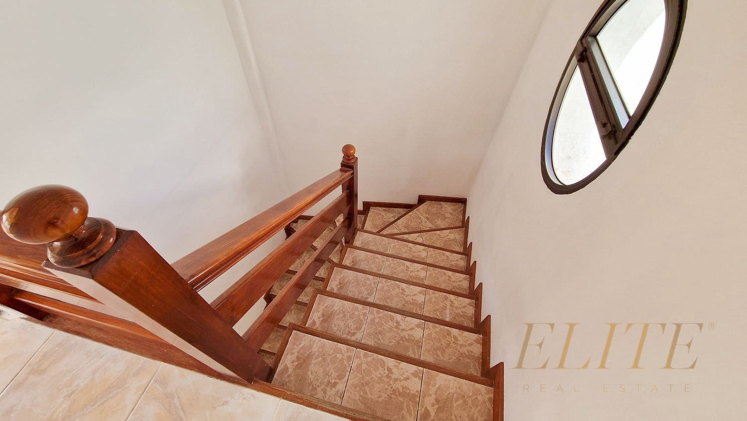 3 soverom Hus til salgs i Telde med garasje - € 220 000 (Ref: 9586839)