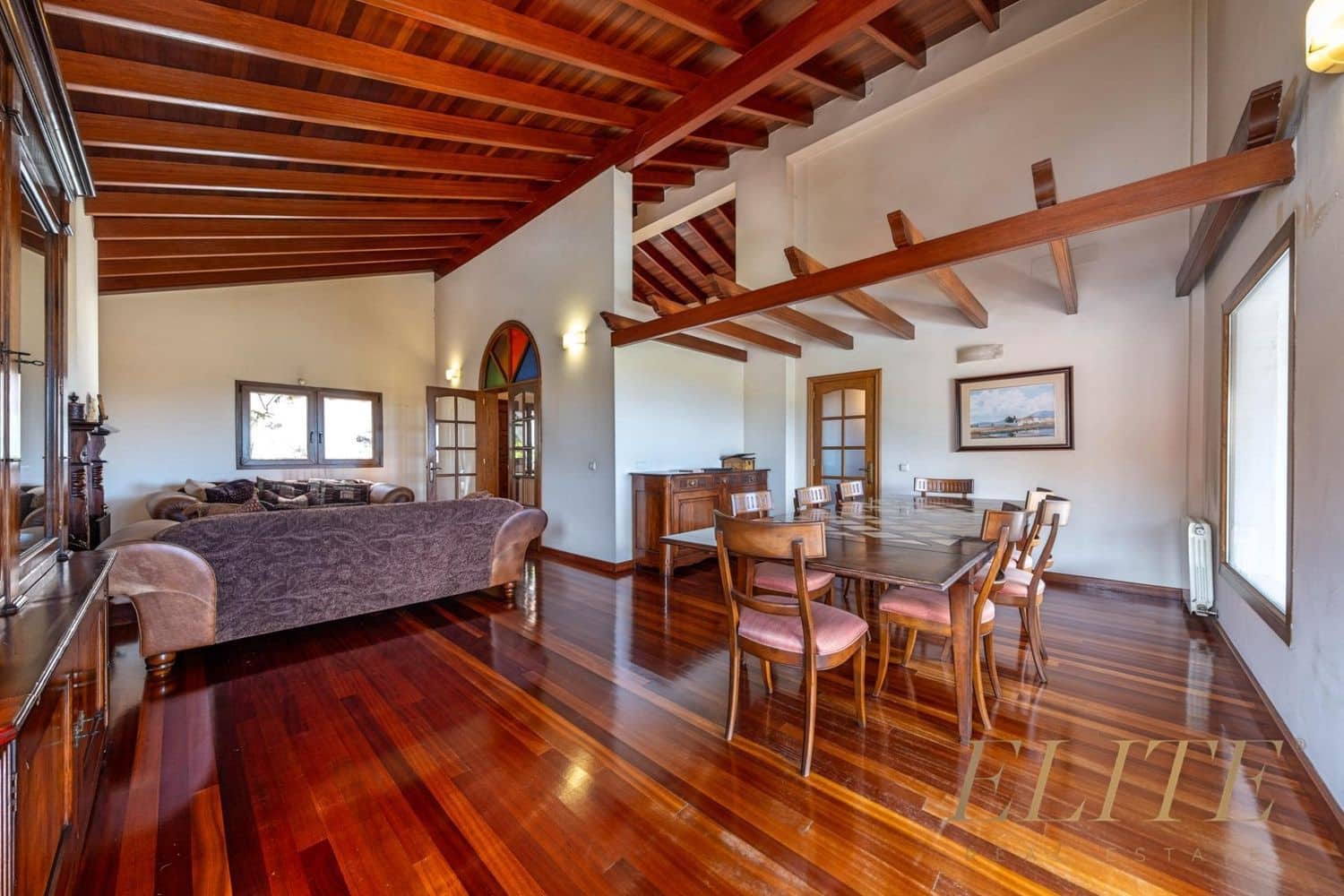 5 bedroom Villa for sale in Santa Brigida with pool garage - € 700,000 (Ref: 9586840)