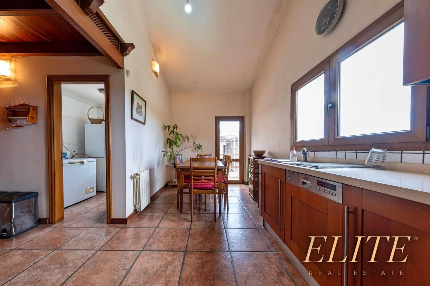 5 bedroom Villa for sale in Santa Brigida with pool garage - € 700,000 (Ref: 9586840)