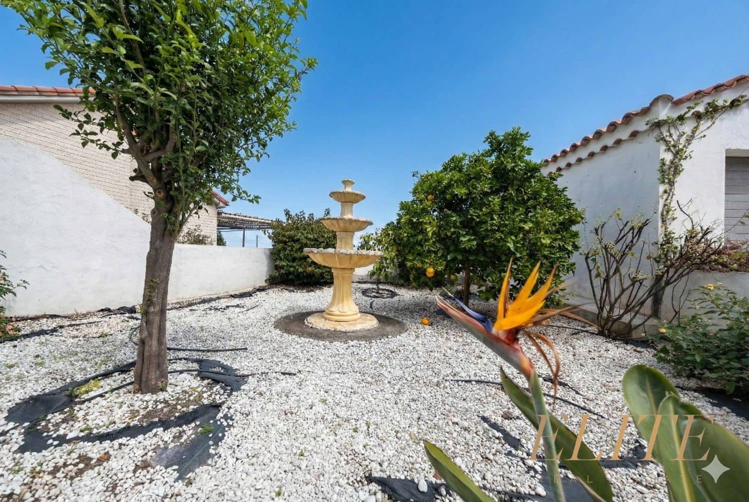 5 bedroom Villa for sale in Santa Brigida with pool garage - € 700,000 (Ref: 9586840)