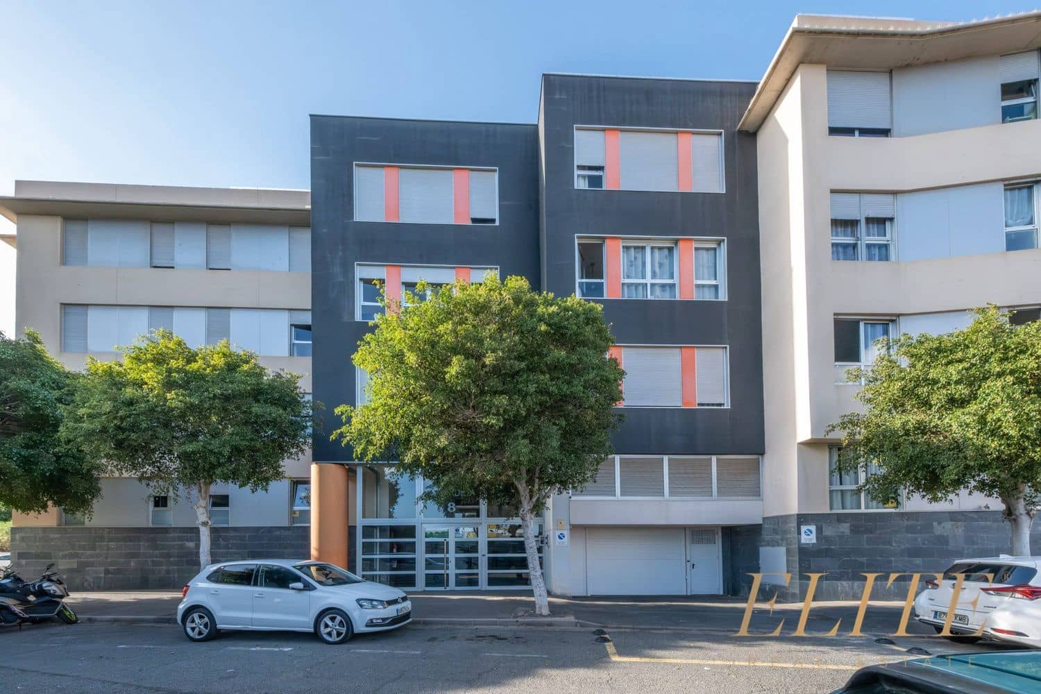 3 bedroom Apartment for sale in Santa Lucia de Tirajana with garage - € 259,000 (Ref: 9586841)