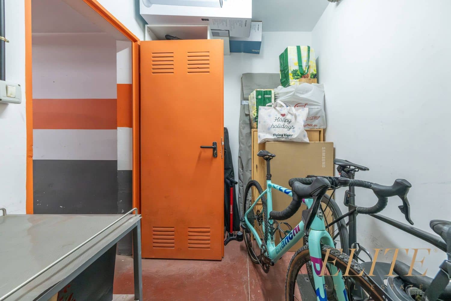 3 bedroom Apartment for sale in Santa Lucia de Tirajana with garage - € 259,000 (Ref: 9586841)