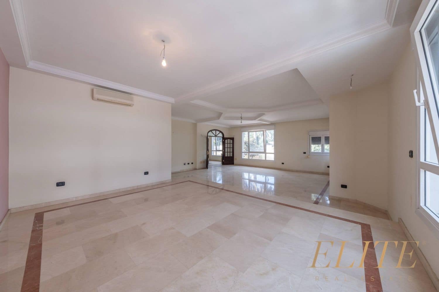 7 bedroom Villa for rent in Las Palmas de Gran Canaria with garage - € 5,500 (Ref: 9586842)