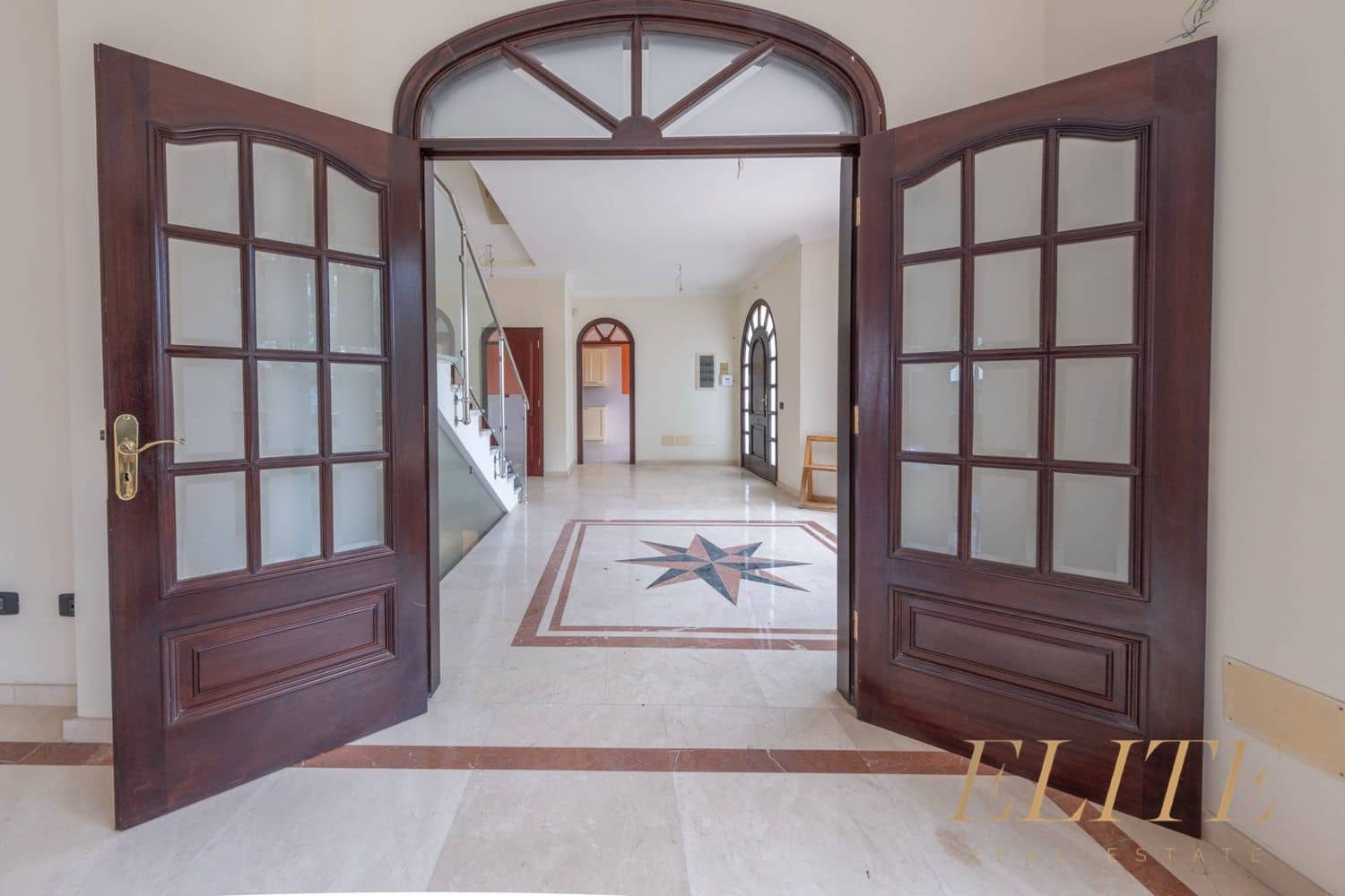 7 sypialnia Willa do wynajęcia w Las Palmas de Gran Canaria z garażem - 4 950 € (Ref: 9586842)