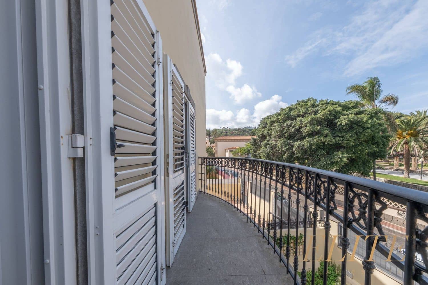 7 sypialnia Willa do wynajęcia w Las Palmas de Gran Canaria z garażem - 4 950 € (Ref: 9586842)