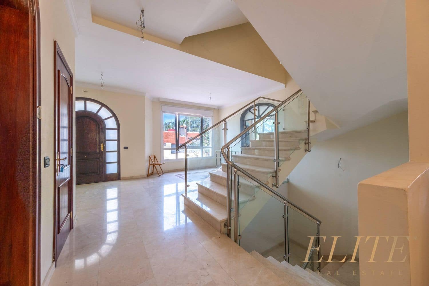 Office for rent in Las Palmas de Gran Canaria - € 5,900 (Ref: 9586843)