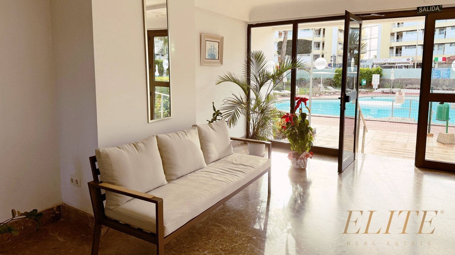 1 bedroom Apartment for sale in Playa del Ingles with pool garage - € 249,000 (Ref: 9586844)