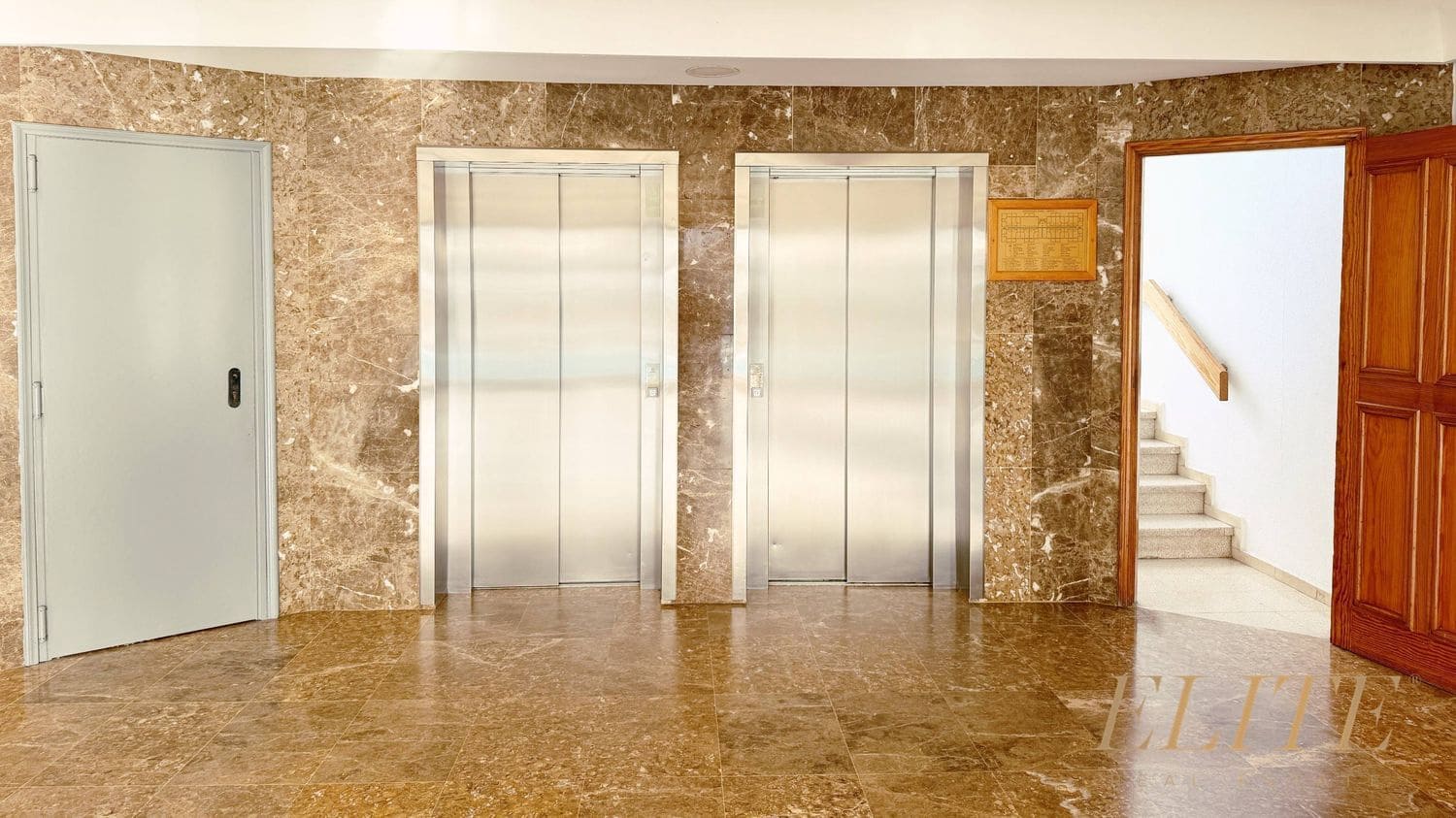 1 bedroom Apartment for sale in Playa del Ingles with pool garage - € 249,000 (Ref: 9586844)