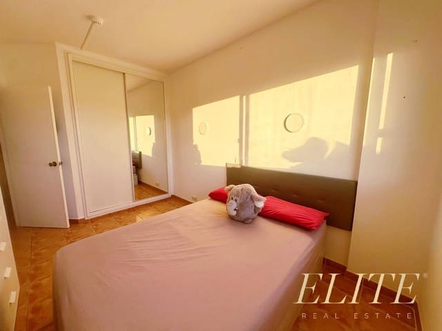 Apartamento de 1 habitación en Playa del Inglés, San Bartolomé de Tirajana en venta con piscina garaje - 239.000 € (Ref: 9586844)