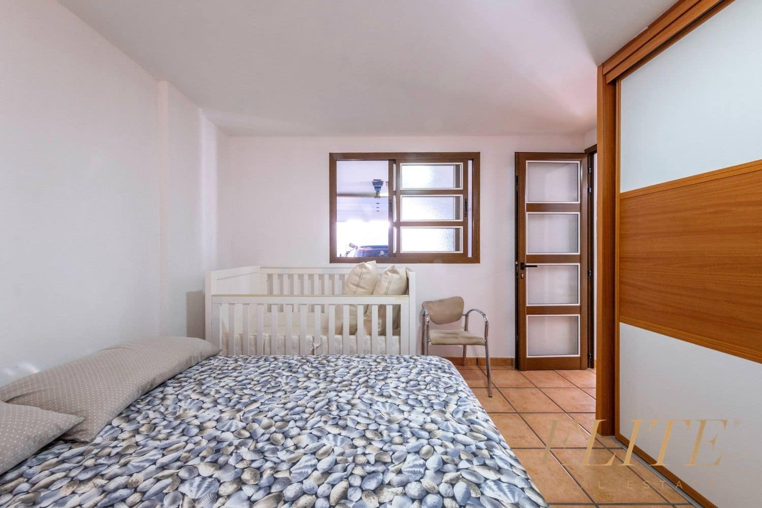 4 sypialnia Dom na sprzedaż w Sonneland z basenem garażem - 975 000 € (Ref: 9586845)