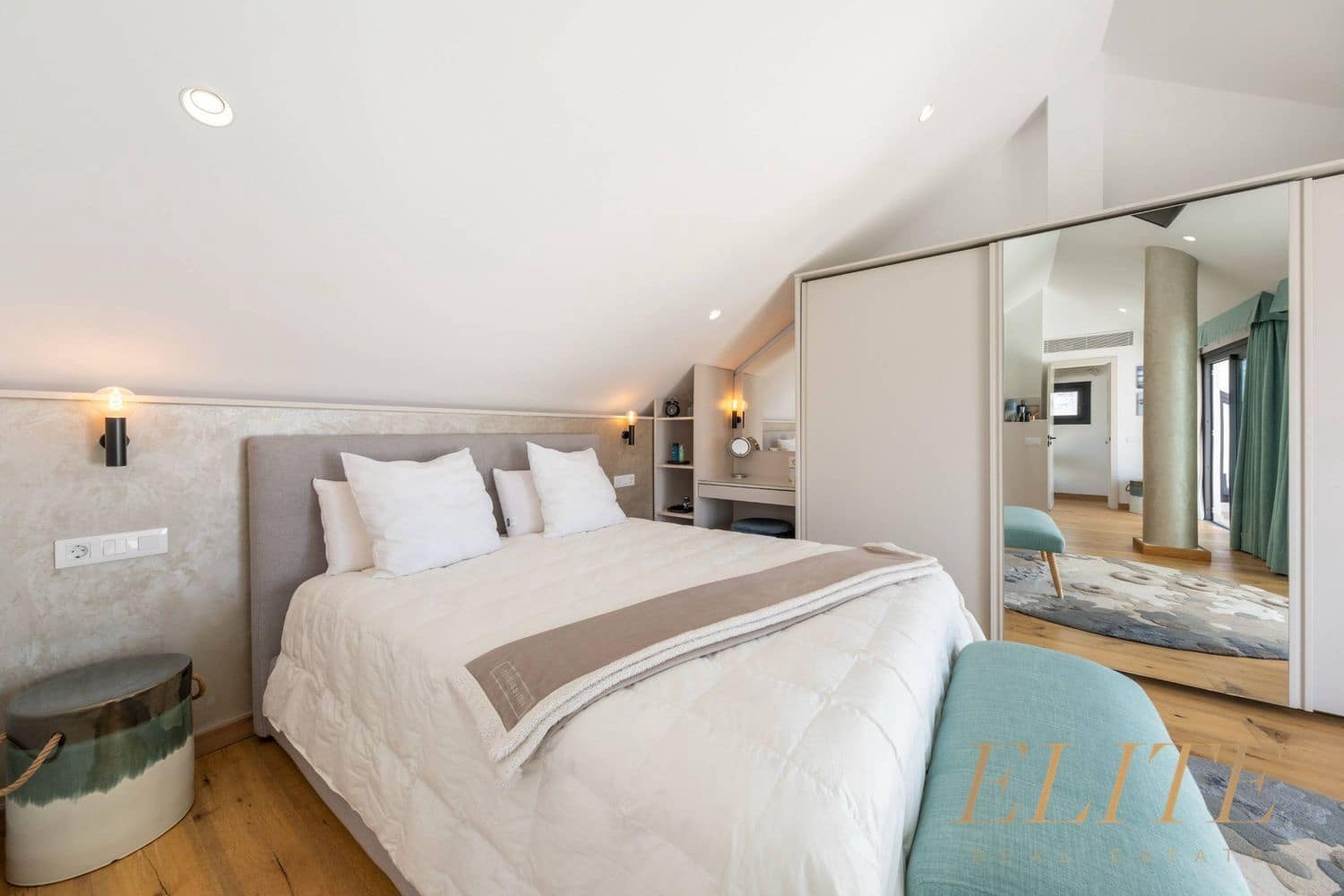 3 bedroom Villa for sale in San Bartolome de Tirajana with pool garage - € 1,340,000 (Ref: 9586846)