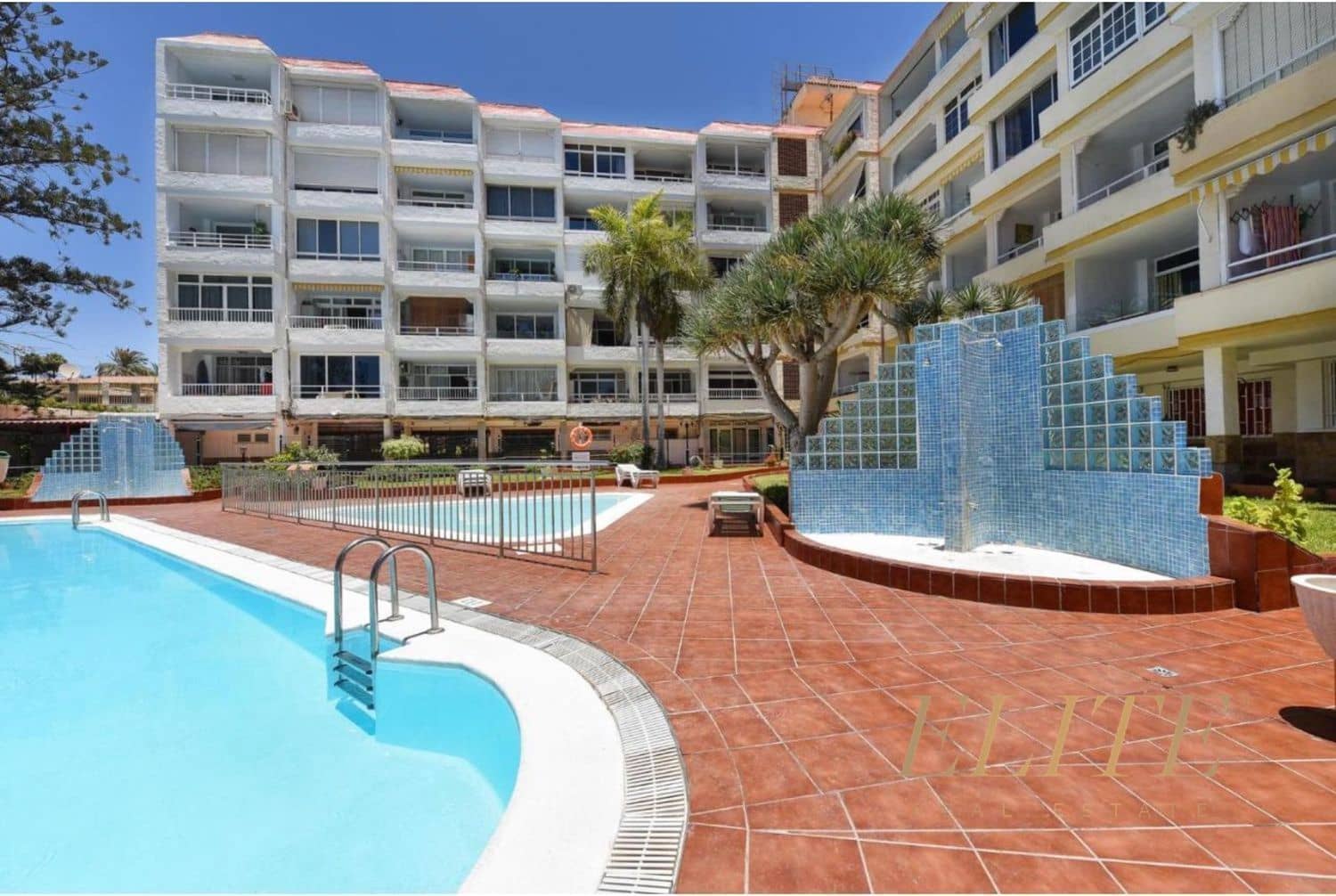 1 bedroom Apartment for sale in Playa del Ingles with pool garage - € 270,000 (Ref: 9586848)