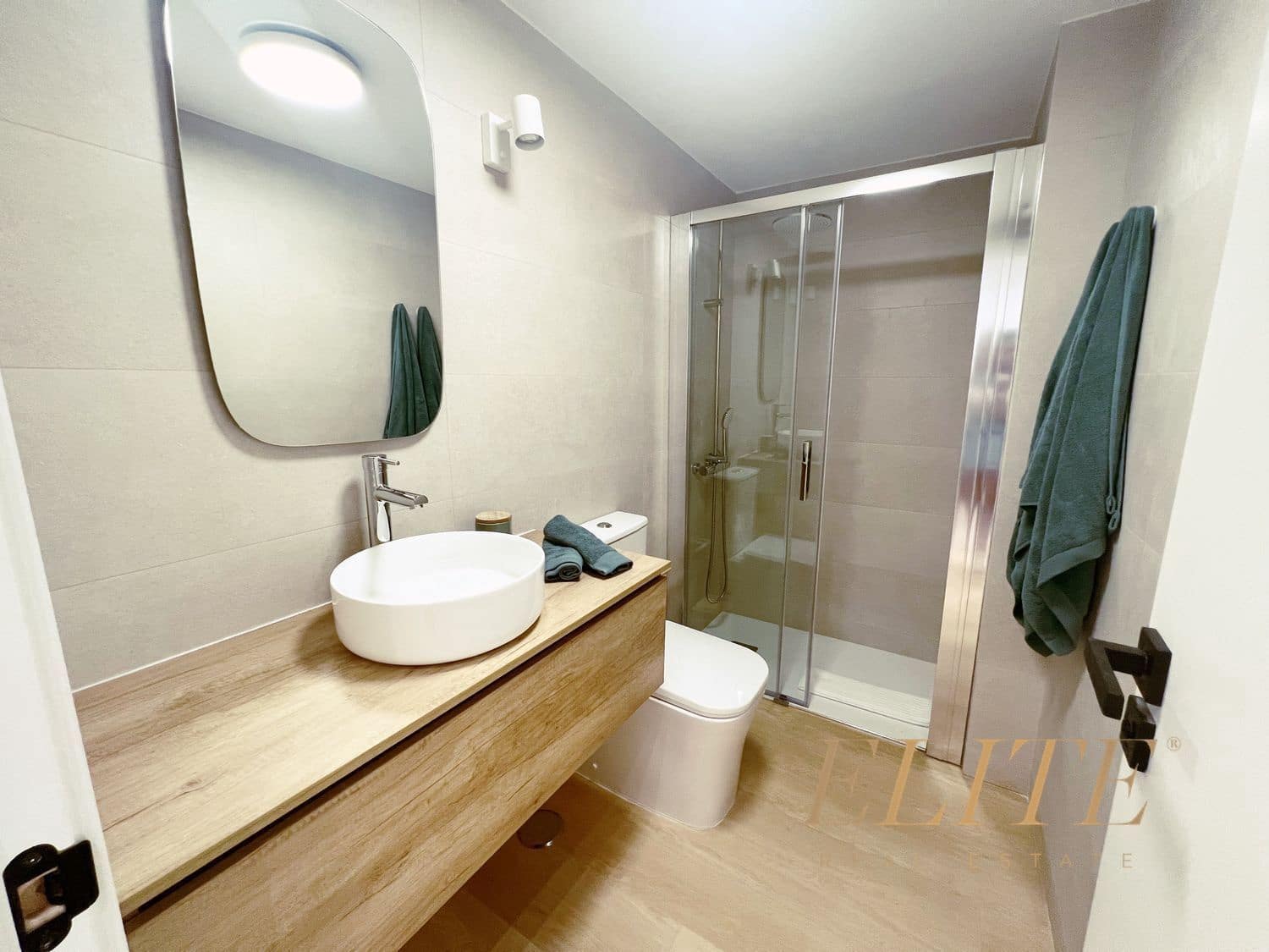 1 bedroom Apartment for sale in Playa del Ingles with pool garage - € 270,000 (Ref: 9586848)