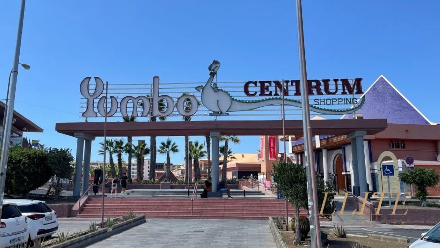 1 bedroom Apartment for sale in Playa del Ingles with pool garage - € 270,000 (Ref: 9586848)