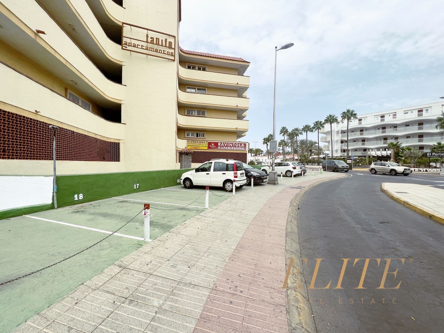 1 bedroom Apartment for sale in Playa del Ingles with pool garage - € 270,000 (Ref: 9586848)