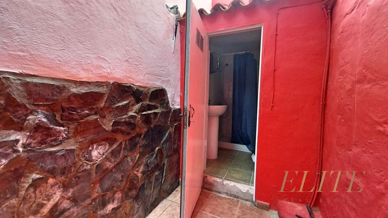 3 bedroom Finca/Country House for sale in La Aldea de San Nicolas with garage - € 265,000 (Ref: 9586849)
