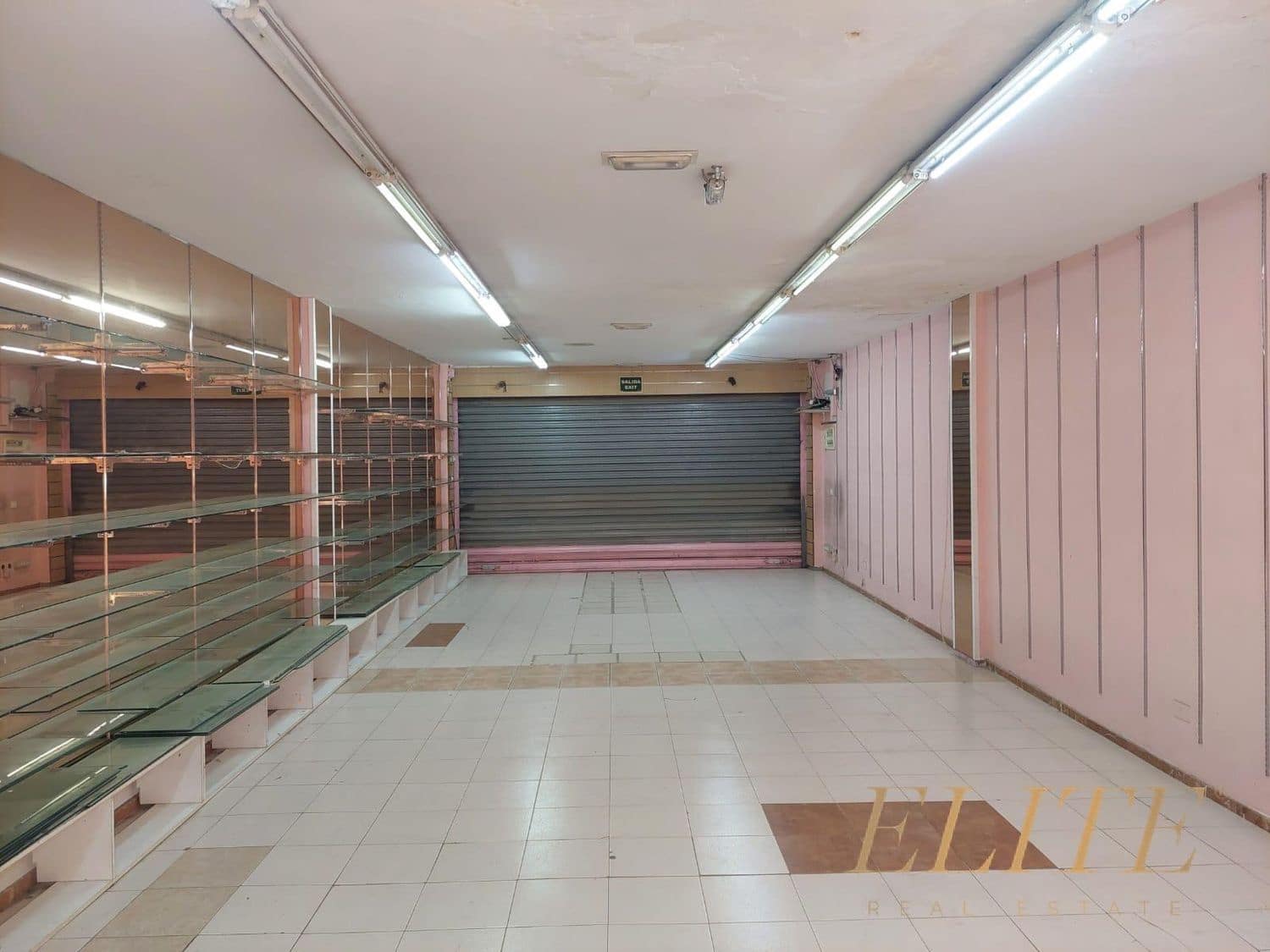 Commercial for rent in Puerto Rico - € 2,000 (Ref: 9586850)