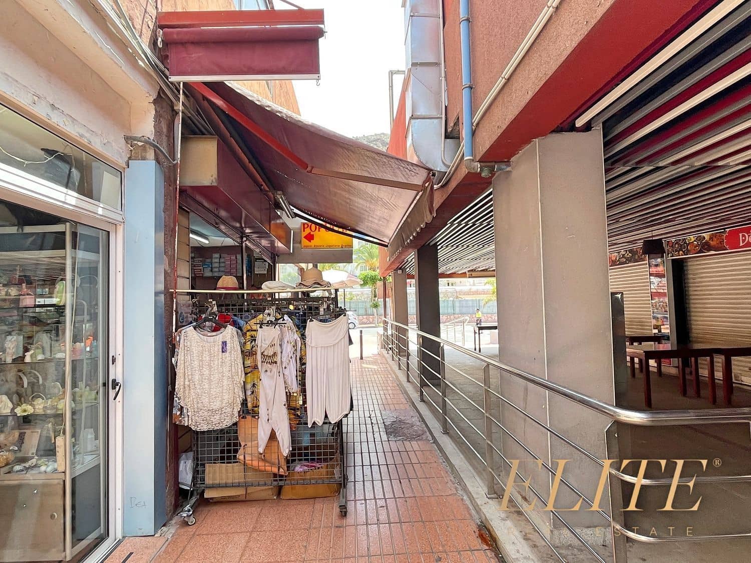 Commercial for rent in Puerto Rico - € 2,000 (Ref: 9586850)