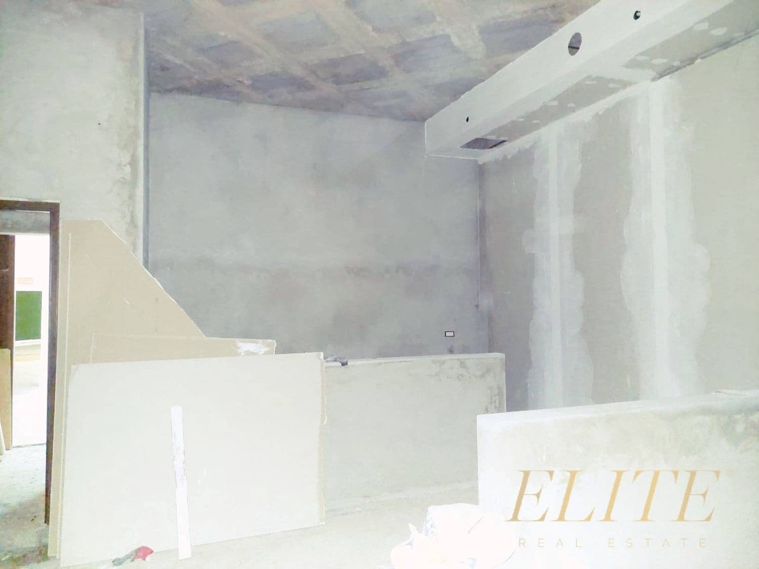 Commercial for rent in San Bartolome de Tirajana - € 500 (Ref: 9586851)