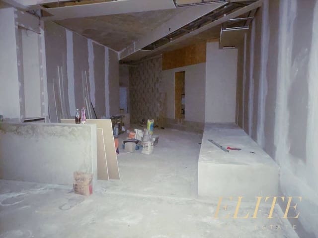 Commercial for rent in Meloneras, San Bartolomé de Tirajana - € 500 (Ref: 9586851)