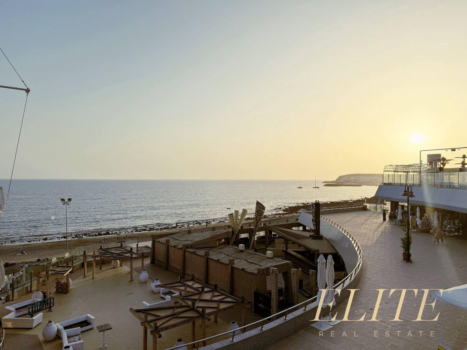 Commercial for rent in San Bartolome de Tirajana - € 500 (Ref: 9586851)