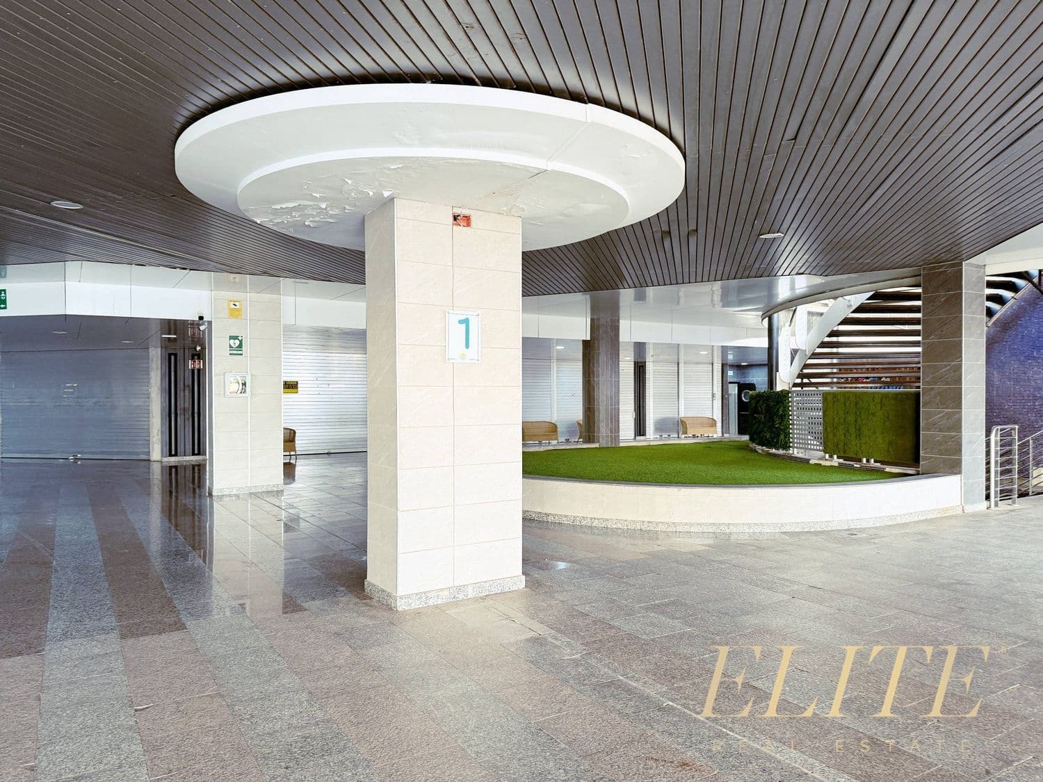 Commercial for rent in San Bartolome de Tirajana - € 500 (Ref: 9586851)