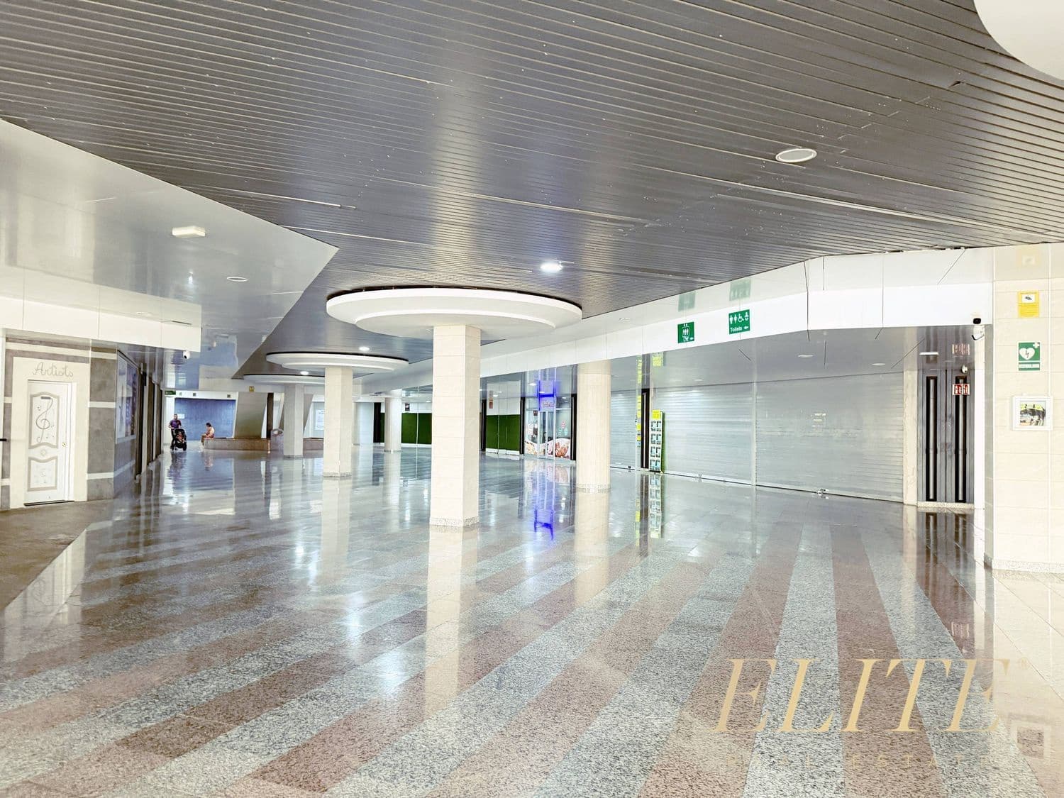 Commercial for rent in San Bartolome de Tirajana - € 500 (Ref: 9586851)