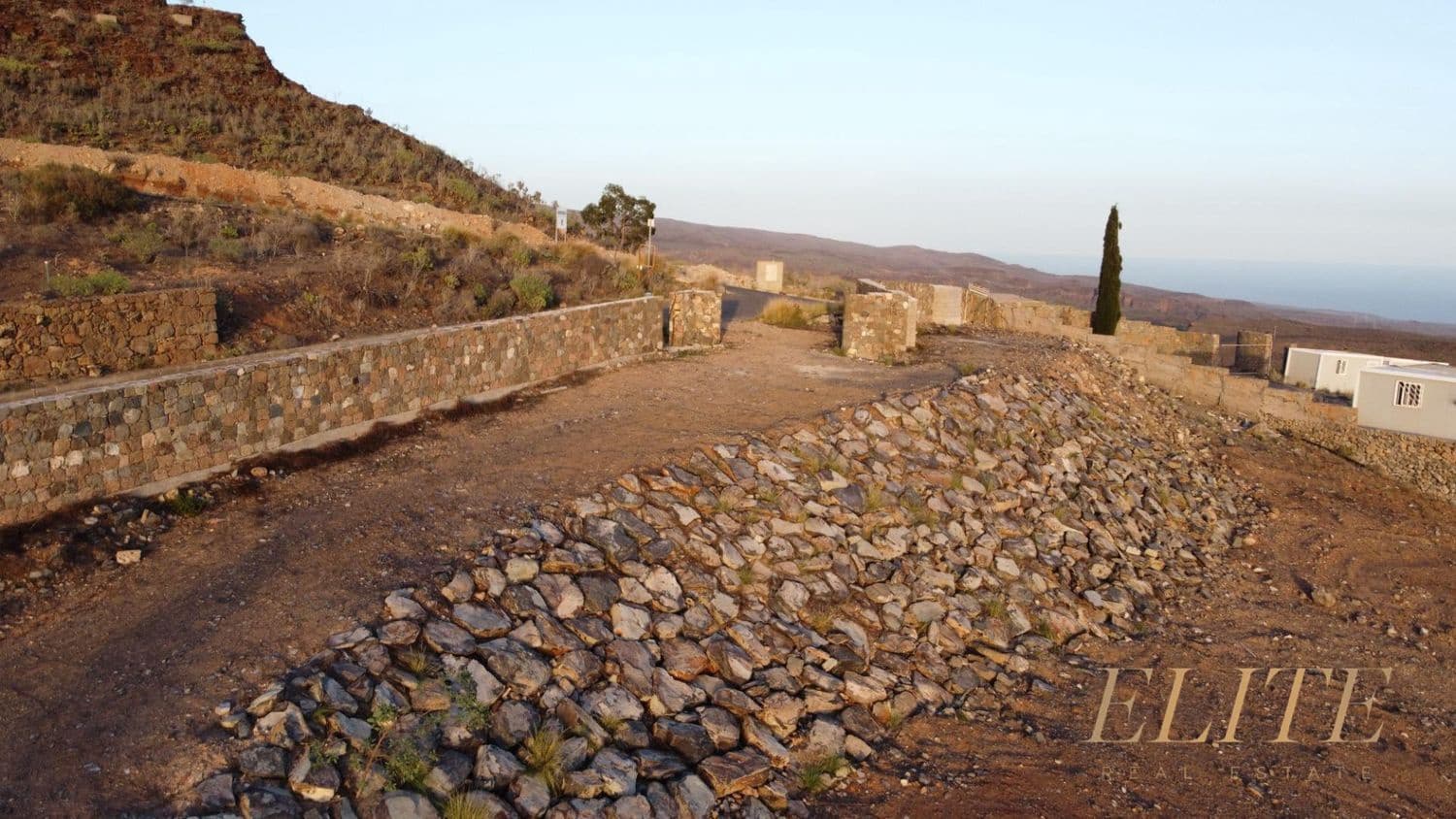 Mark till salu i San Bartolome de Tirajana - 1 300 000 € (Ref: 9586852)