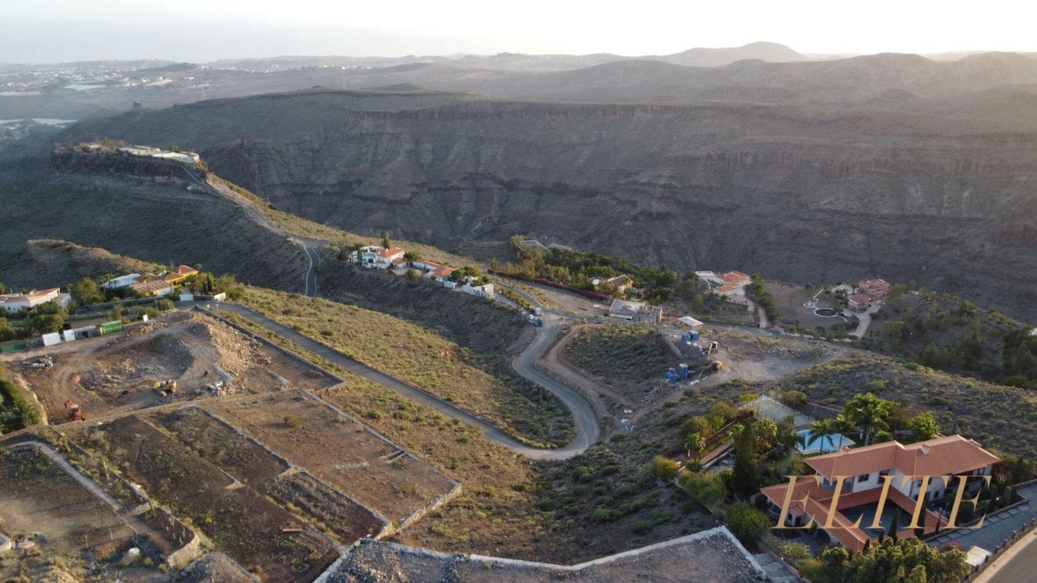 Mark till salu i San Bartolome de Tirajana - 1 300 000 € (Ref: 9586852)