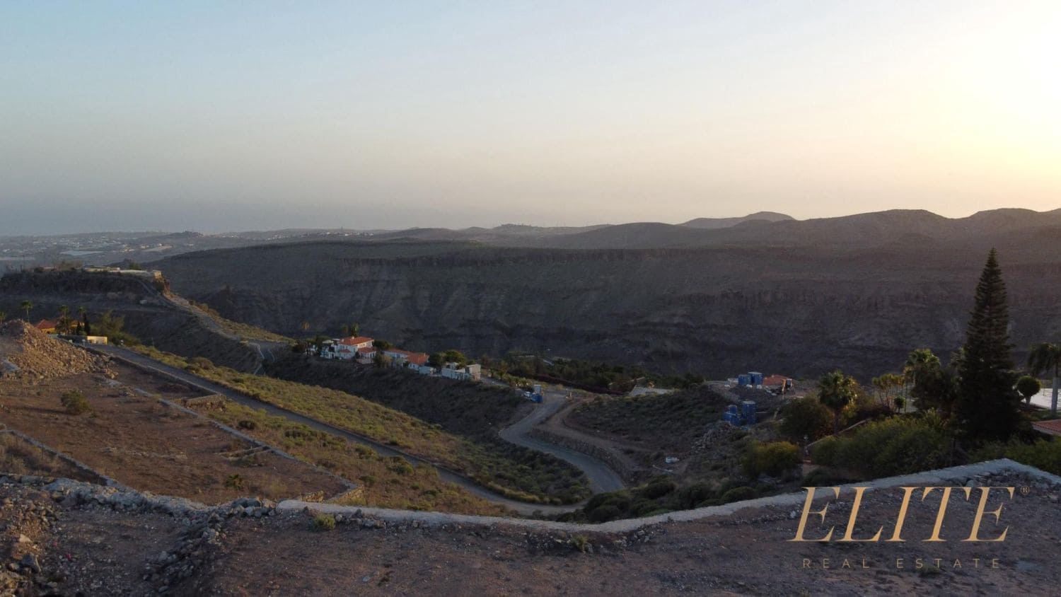 Mark till salu i San Bartolome de Tirajana - 1 300 000 € (Ref: 9586852)