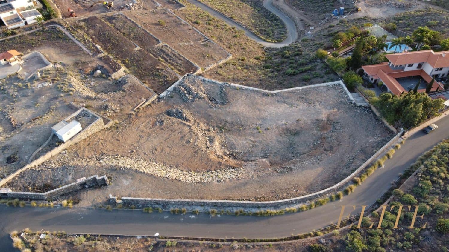 Mark till salu i San Bartolome de Tirajana - 1 300 000 € (Ref: 9586852)