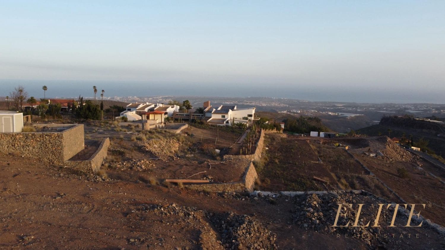 Mark till salu i San Bartolome de Tirajana - 1 300 000 € (Ref: 9586852)