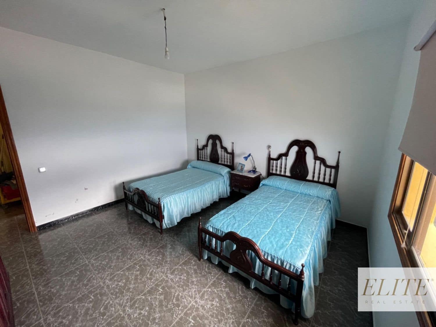 8 bedroom Finca/Country House for sale in Moya with garage - € 599,000 (Ref: 9586854)