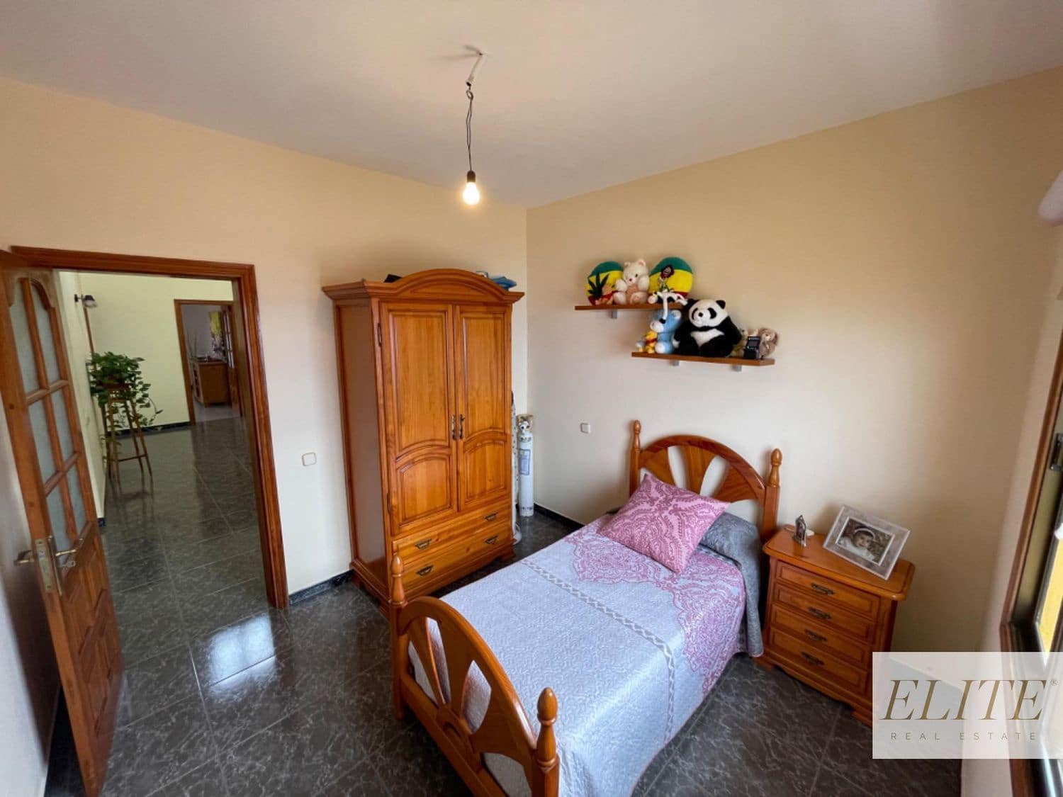 8 bedroom Finca/Country House for sale in Moya with garage - € 599,000 (Ref: 9586854)