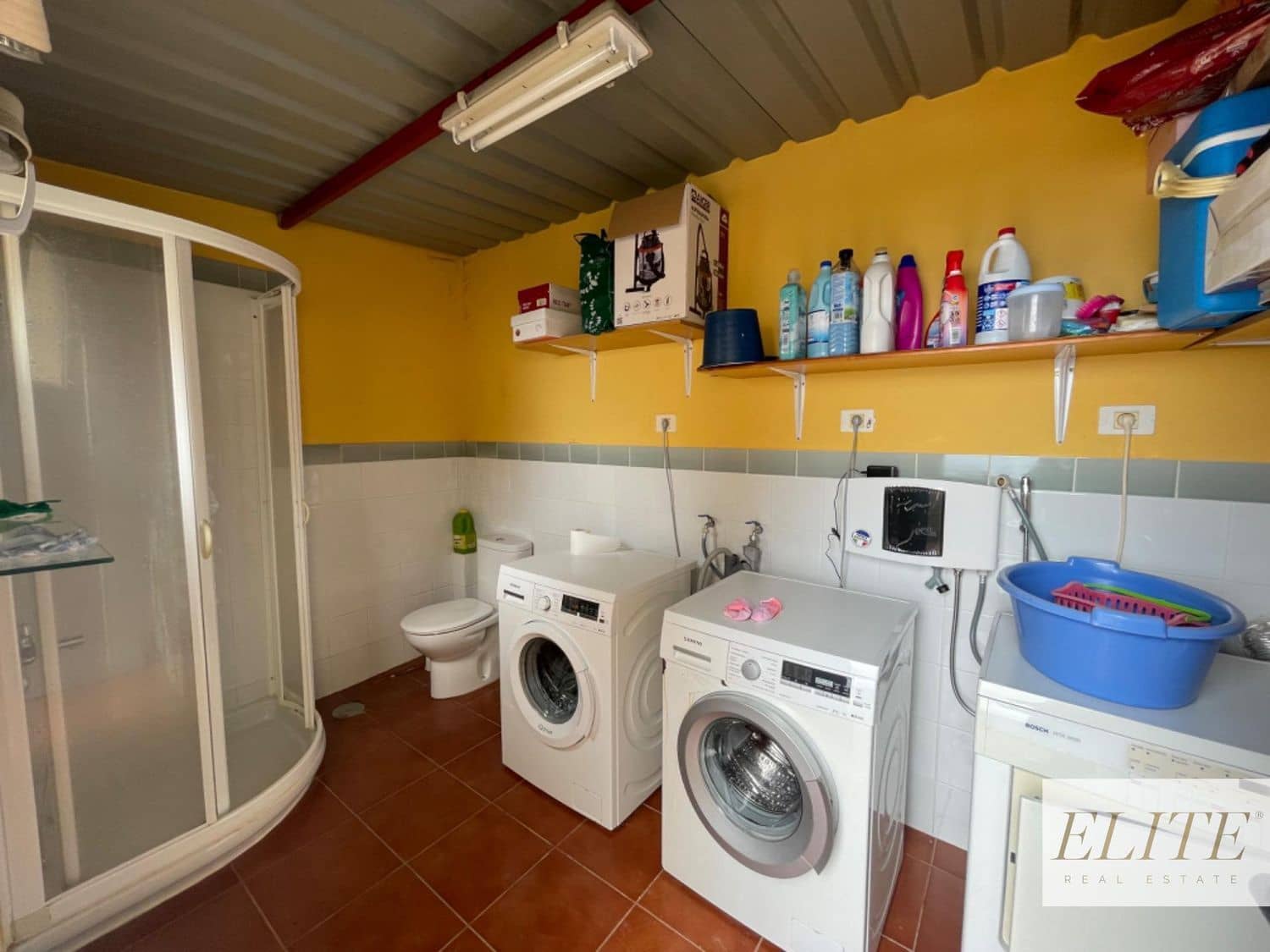 8 bedroom Finca/Country House for sale in Moya with garage - € 599,000 (Ref: 9586854)