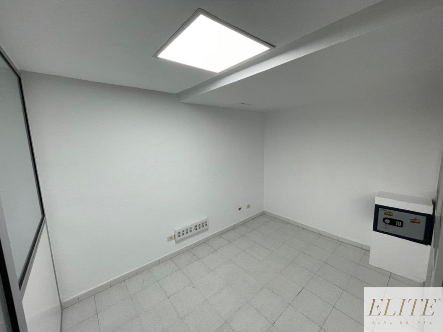 Toimisto myytävänä paikassa Las Palmas de Gran Canaria - 135 000 € (Ref: 9586855)