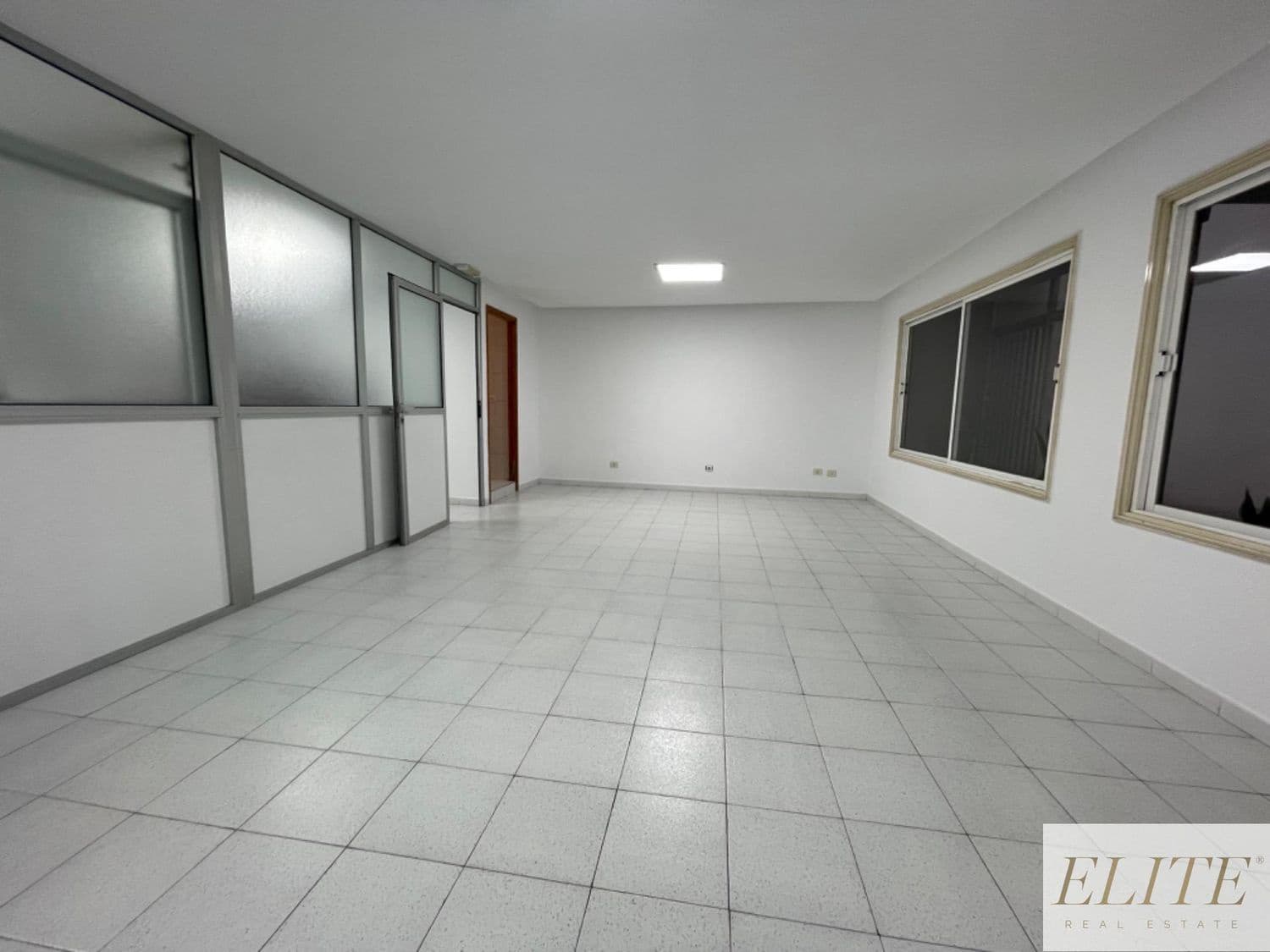 Toimisto myytävänä paikassa Las Palmas de Gran Canaria - 135 000 € (Ref: 9586855)