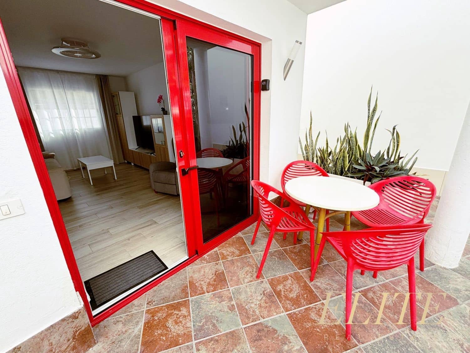 2 bedroom Apartment for sale in Mogan with pool garage - € 360,000 (Ref: 9586858)